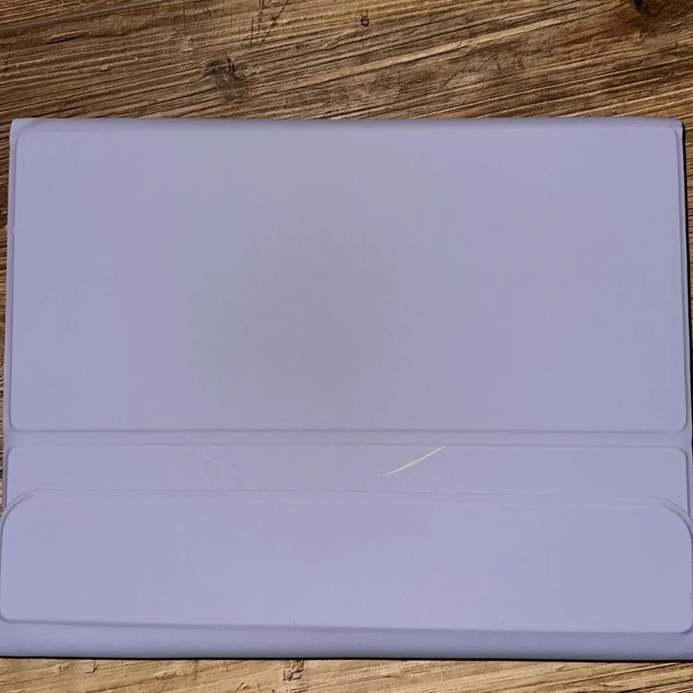 Used iPad 5th Generation Cover 10.9 inches